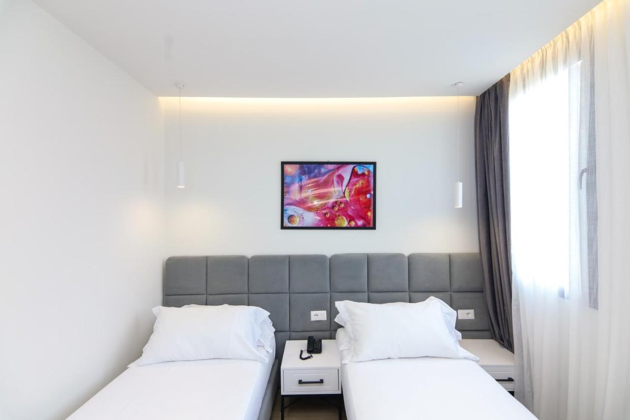 N Hotel City Center By Noshi Тирана Экстерьер фото